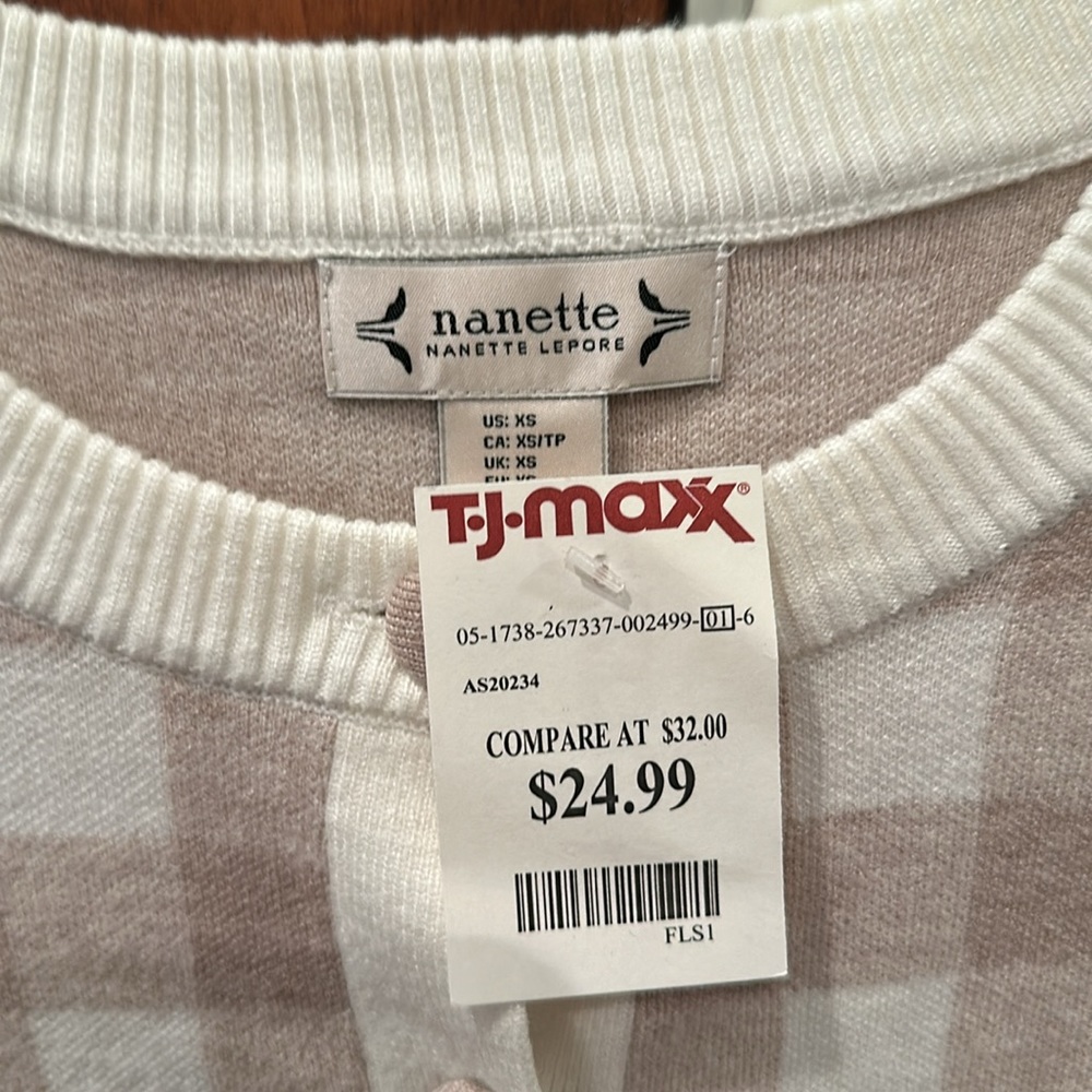 Cardigan - Picture 2 of 4